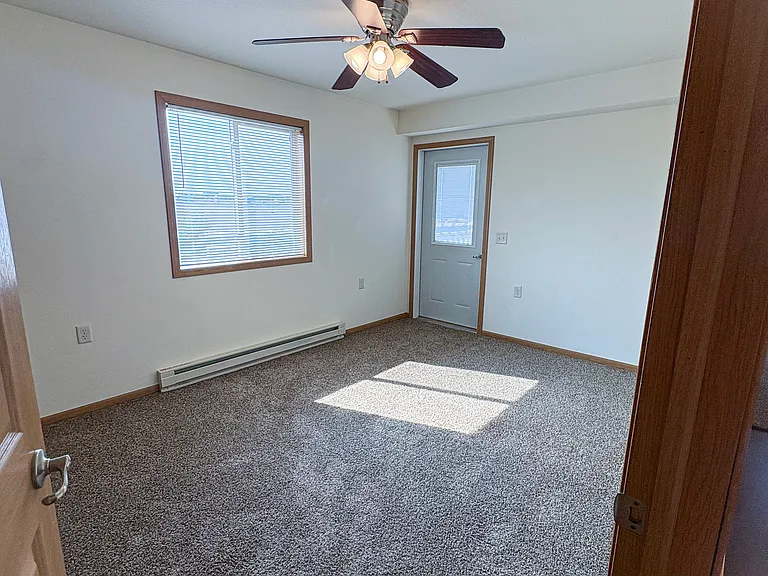 495 E South Ave #5 — Photo 9