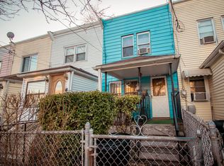 11822 153rd St, Jamaica, NY 11434