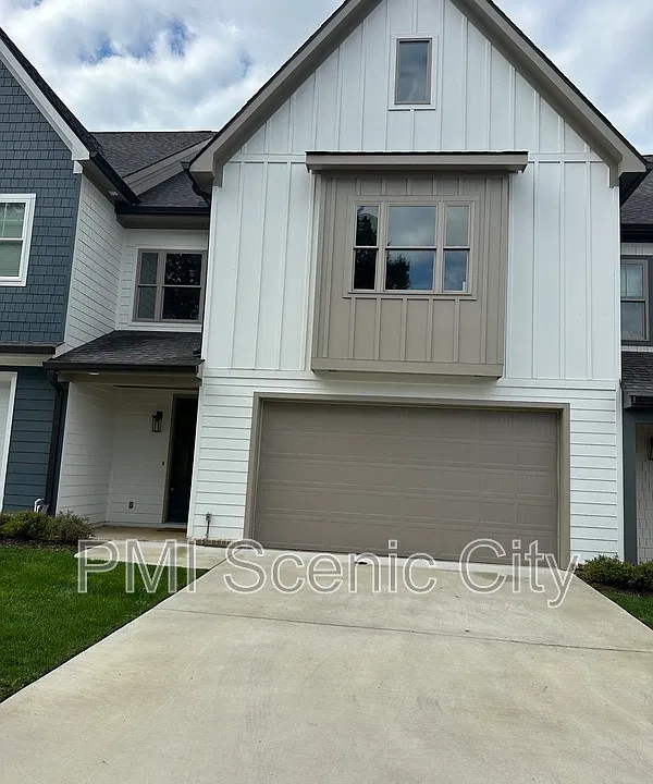 9654 Dutton Ln