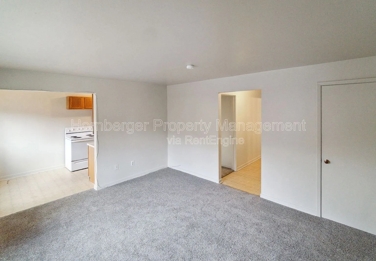 1 bed, 1.0 bath, 750 sqft, $895 — Photo 3