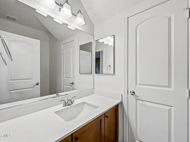 4608 W Maryland Ave #1180 — Photo 10