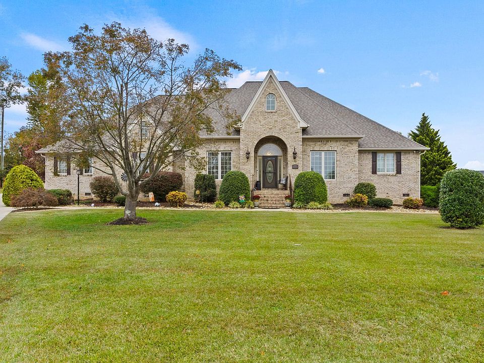 1st image of 409 Wickham Way