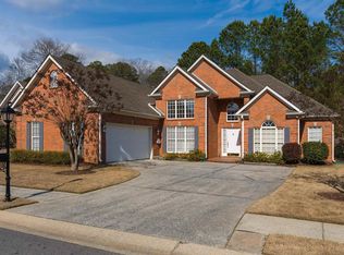 132 Thorn Berry Dr, Birmingham, AL 35242