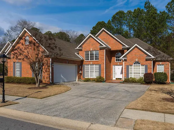 132 Thorn Berry Dr, Birmingham, AL 35242