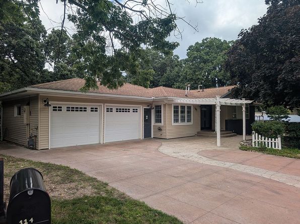 107 Woodland Dr