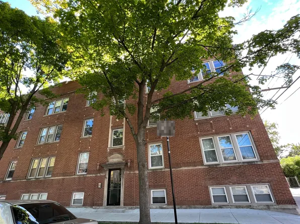 2945 W Rosemont Ave #3, Chicago, IL 60659