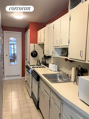 Rented by Corcoran | media 8