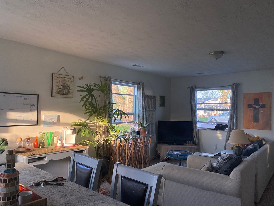 1st image of 440 Howard St