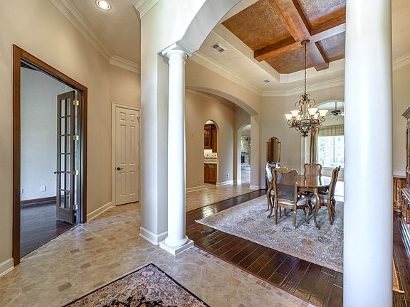 Entry opens to dining room.