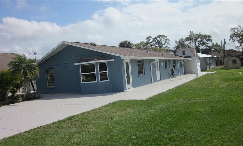 2nd image of 3538 Estrada St