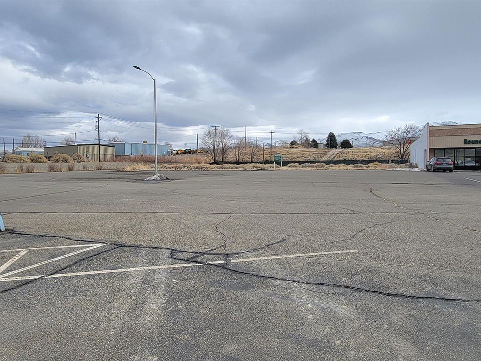 2nd image of 0 W 4th St