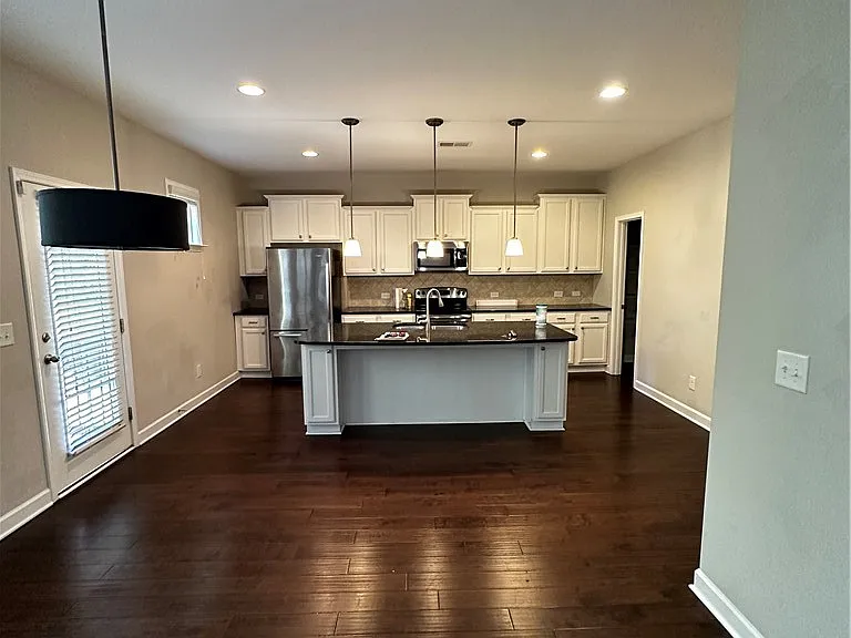 1509 Wiggins Dr — Photo 9
