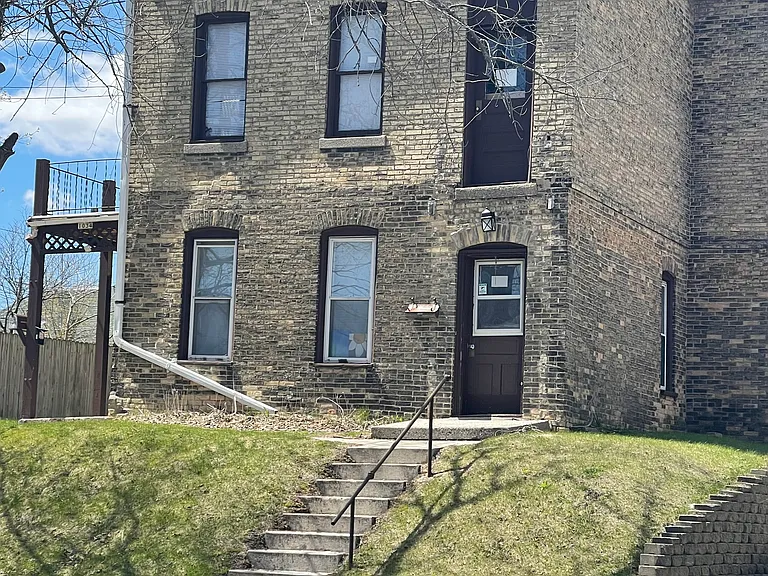 1034 S 19th St #C — Photo 12