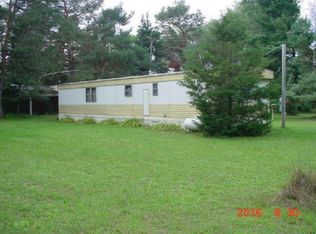 9686 Riverbend Rd, Evart, MI 49631