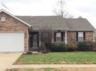 6083 Kennesaw Ct, Columbus, IN 47203