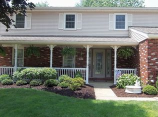 525 Morgan Rd, Ravenna, OH 44266