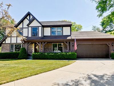 1341 Trinity Pl, Libertyville, IL, 60048