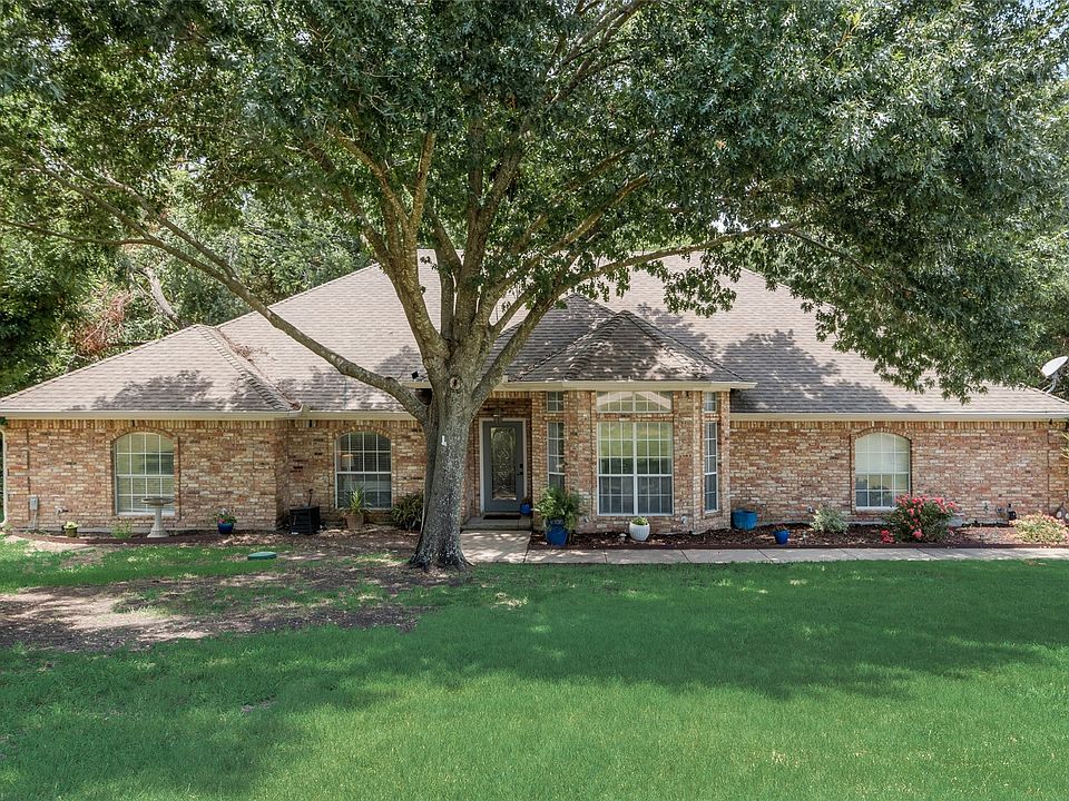1st image of 903 Slippery Elm Dr