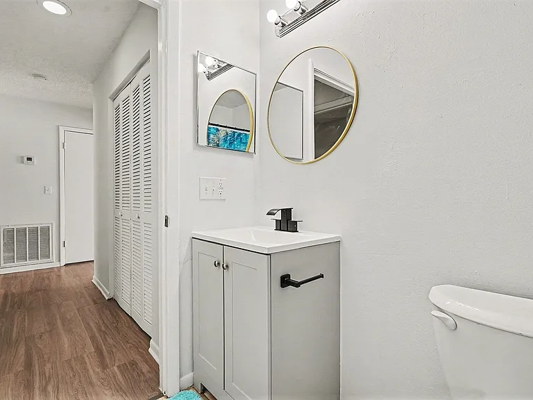 2181 Agora Cir SE — Photo 14