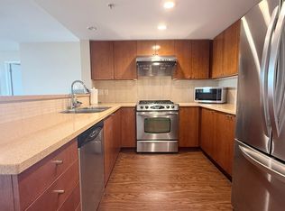 8120 Lansdowne Rd, Richmond, BC V6X 0A1