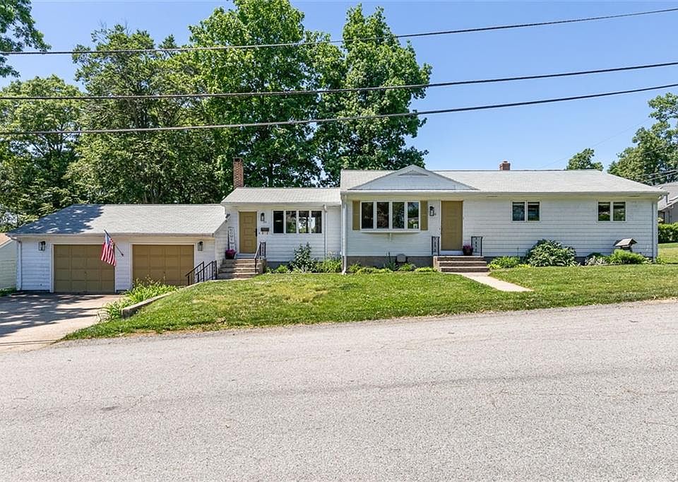 1st image of 20 Terrace Ave