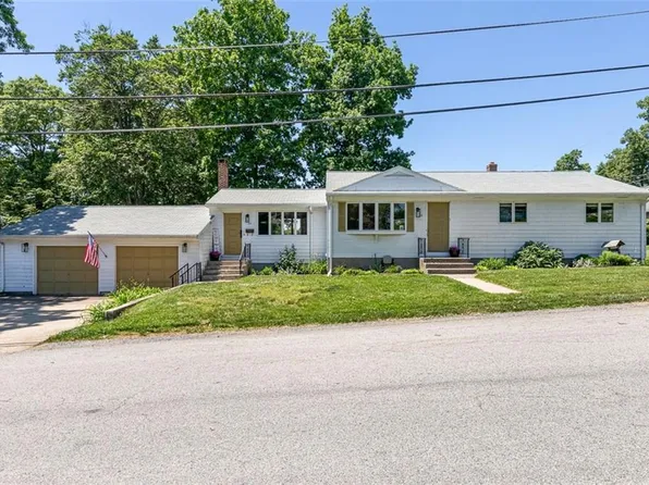 20 Terrace Ave, Cumberland, RI 02864