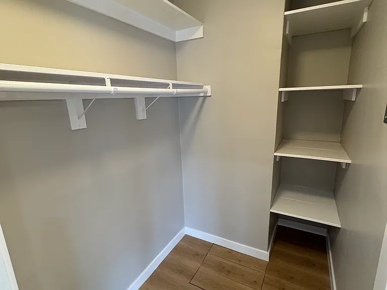 5447 Russell Ave #2 — Photo 6