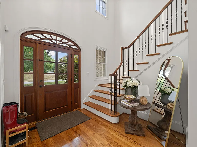 7517 Henson Forest Dr — Photo 3