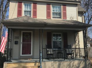 70 Saunders St, East Hartford, CT 06108