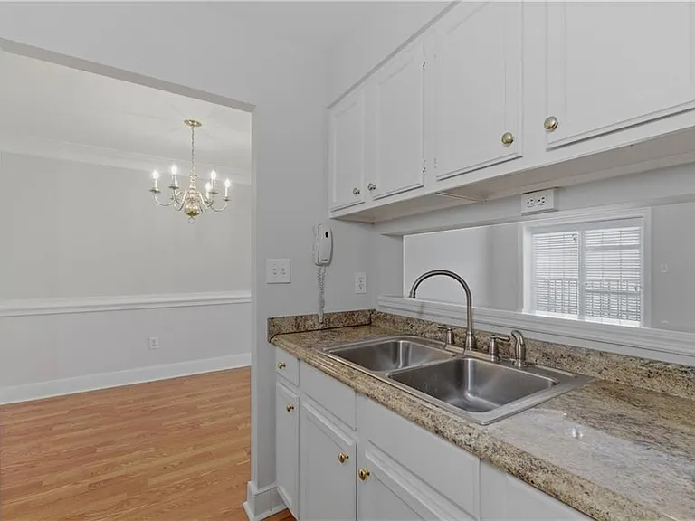 300 Johnson Ferry Rd #B915 — Photo 7