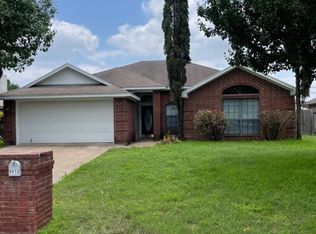 9412 Riviera Dr, Woodway, TX 76712