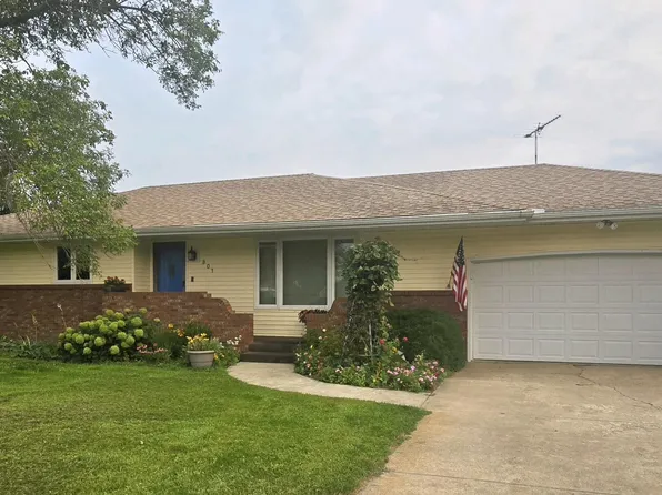 801 6th St, Beemer, NE 68716