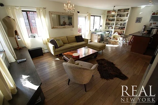 Rented by REAL New York | media 23