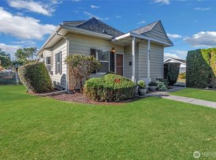 922 6th Avenue SW, Puyallup, WA 98371