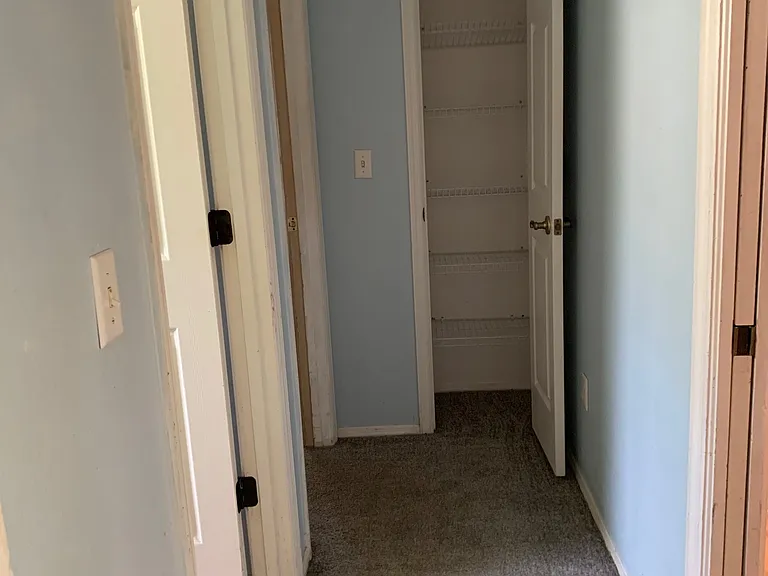 1044 Henson Ct — Photo 28
