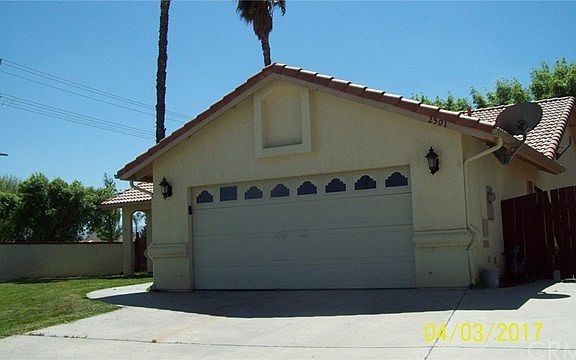 3rd image of 2501 Alicia Pl