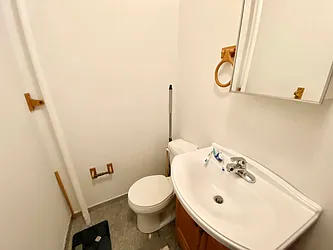 Rented by J PRESTON AND ASSOCIATES INC