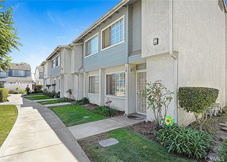 1st image of 810 W Compton Blvd APT 16