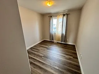 366 Bonaventure Dr W — Photo 15