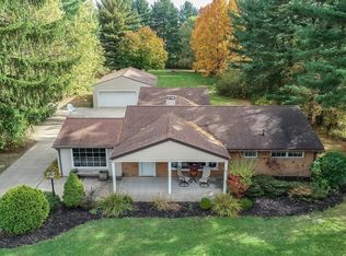 11049 Helmut Dr, Chardon, OH 44024