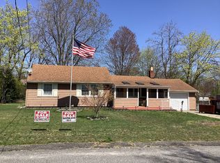 10 Hemlock Rd, Howell, NJ 07731