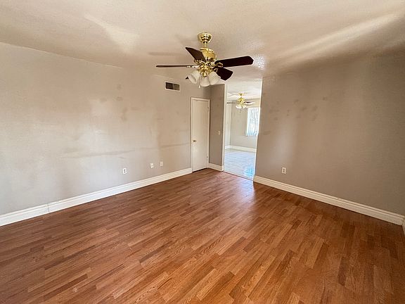 3rd image of 3142 E Cicero St APT 201