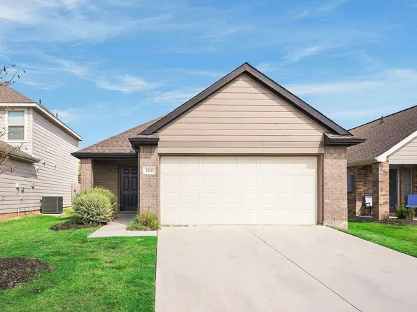 105 Arango Way, Everman, TX 76140