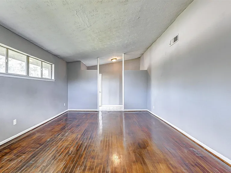 5519 Burlinghall Dr — Photo 27