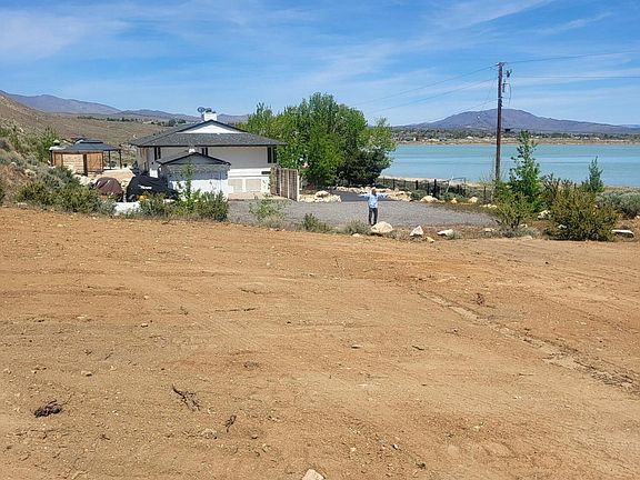 5th image of 9565 Red Rock Rd