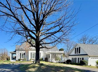 105 SW 3rd St, Atkins, AR 72823
