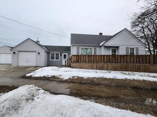 3617 76th STREET, Kenosha, WI 53142