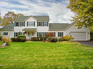 19N765 Manhatas Trl, Algonquin, IL 60102