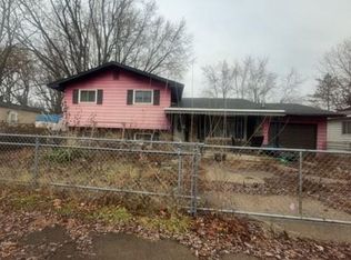 3308 Spring Valley Dr, Flint, MI 48504