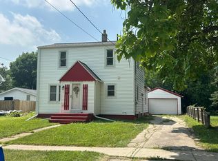 716 Appleton St, Menasha, WI 54952